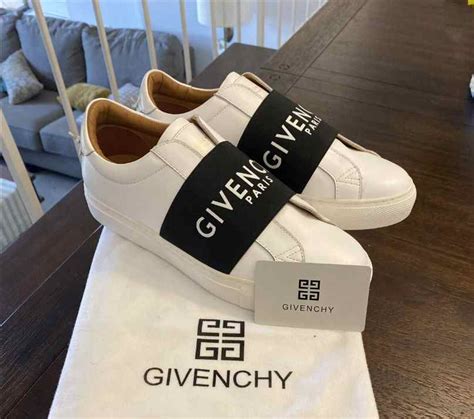 do Givenchy boots run small